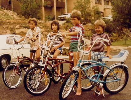 1970s-kids-on-bikes
